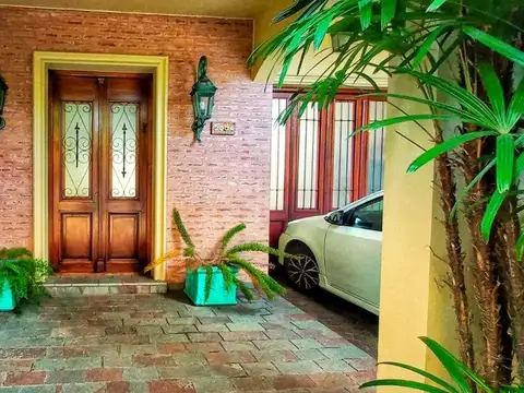 José Matías Zapiola 2000