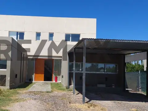 Venta Casa en Exclusiva, Jockey Club Apta Crédito