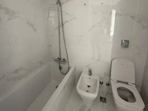 VENTA TRIPLEX LIBERTADOR 6AMB A ESTRENAR INFINITY