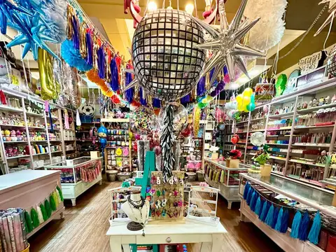 Fondo Comercio en Venta 76 años