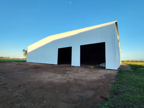 Nave Industrial  de 1.593 M2 en Cañuelas - VENTA