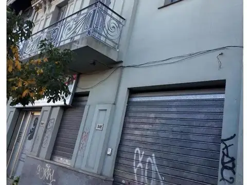 Av. Rivadavia  18400