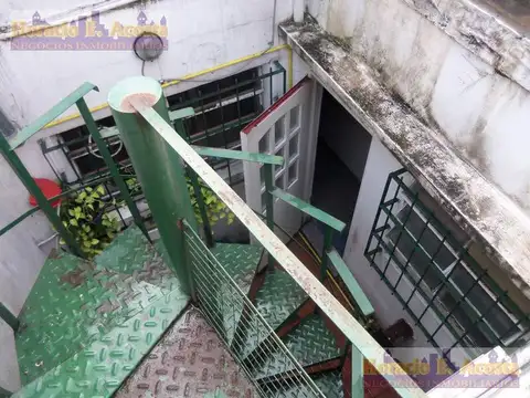 Depto Tipo Casa en Venta 60 años