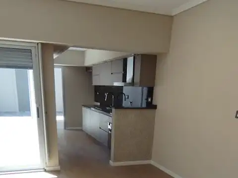 A J De Paula Y Rodriguez Alves 900, Piso pb