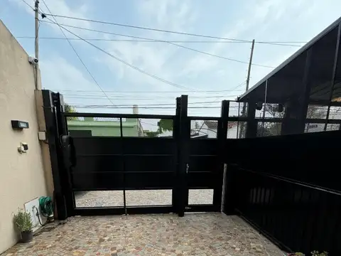 Casa en Venta en Olivos, USD 260.000