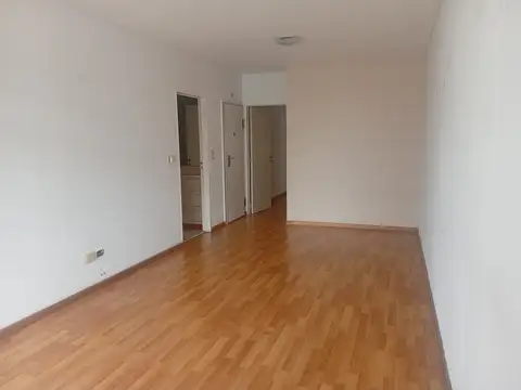 Departamento en Alquiler en Barrio Norte, $ 800.000