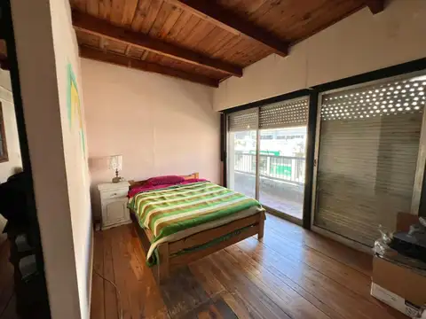 Depto Tipo Casa en Venta en San Isidro Centro, USD 300.000