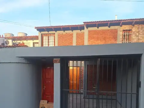 Gregorio Plaza Barrio Tac Luzuriaga Maipu al 3300