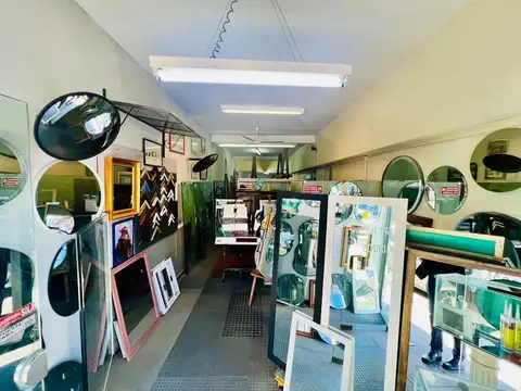 Avenida Teniente General Donato Álvarez 100