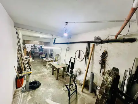 Local en Venta 42 años