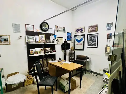 Avenida Teniente General Donato Álvarez 100