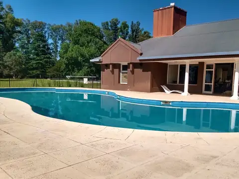 Bernardino Rivadavia, Villa Ruiz, BS Lote A 100