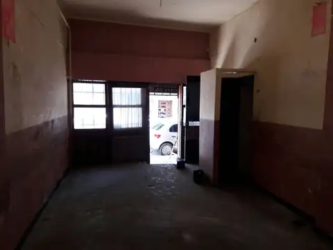 Local en Venta 55 años