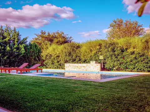 Casa 4 ambientes con 3 baños