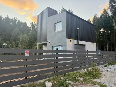 Casa en Alquiler en San Carlos de Bariloche [Cod: 2872]