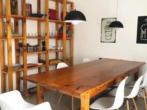 Hipólito Yrigoyen al 6100