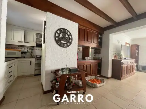 Chalet en venta a cinco cuadras del mar. Pinamar Norte