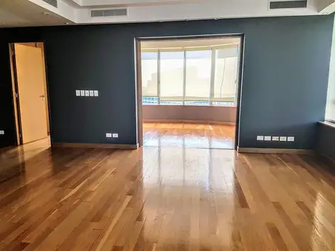 Departamento en Alquiler de 4 ambientes