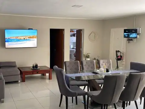 VENTA - ACEPTA PERMUTA  | CASA CON PILETA A METROS DEL RÍO – POSADAS