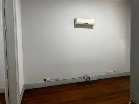 Oficina en alquiler microcentro