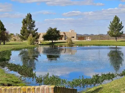 ¡Oportunidad! Terreno en venta de 1.127 m2, Barrio Las Calandrias, Cardales, Campana