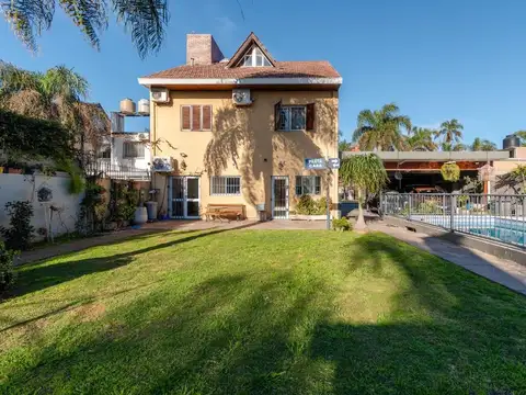 VENTA CASA 6 AMBIENTES VILLA ARIZA PILETA QUINCHO