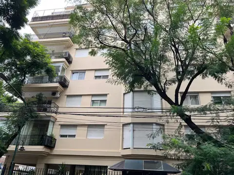 Departamento en venta en Olivos de dos ambientes con cochera, full amenities