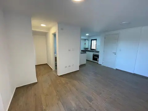 Departamento en Alquiler con 1 cocheras