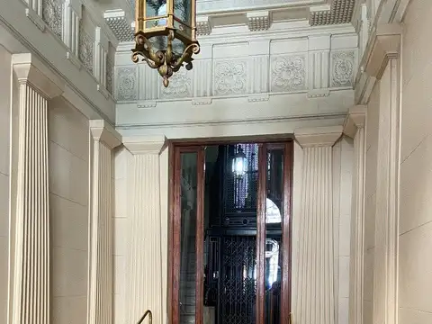 Pte H Yrigoyen 2500, Piso 4