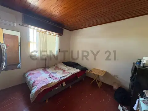 Casa con Local al Frente en Venta en Berisso