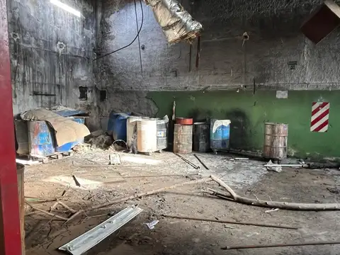 Galpon en Venta en Mataderos, USD 790.000