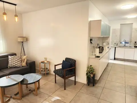 Casa 7 ambientes con 3 baños