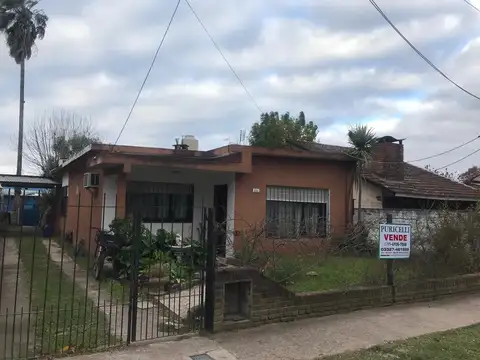 Casa y dpto. en venta en Benavidez