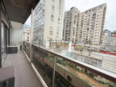 Paraguay 600, Piso 5