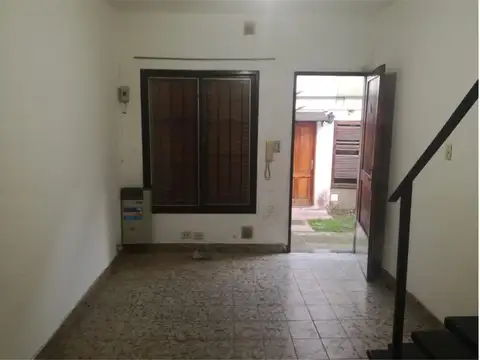 Sargento Cabral 1270 , Piso PB