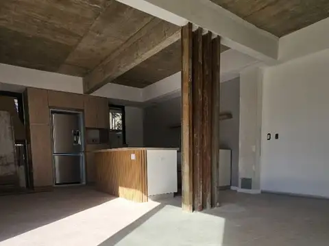 La Coyunda 2300, Piso PB