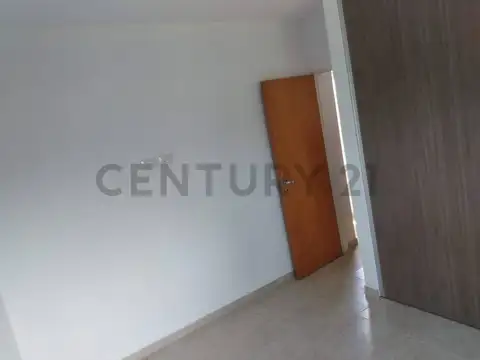 CASA 2 DORMITORIOS FUNES