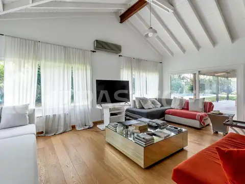 Casa en Venta de 4 dormitorios