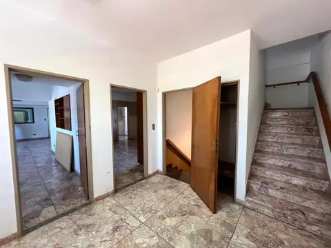 Casa en Alquiler en Martinez Vias / Libertador, USD 2.240