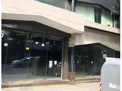 Local en Venta en Balvanera, USD 1.400.000