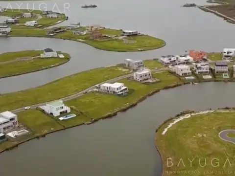 Terreno en Venta 20  mts Frente