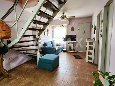 Depto Tipo Casa en Venta de 5 ambientes