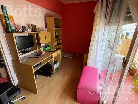 Depto de 3 amb en piso alto con 2 balcones