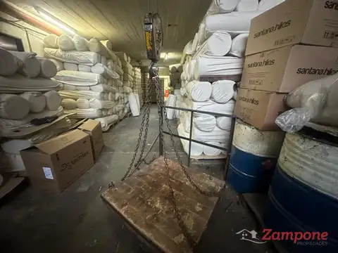 Galpon en Venta en Villa Lynch, USD 550.000