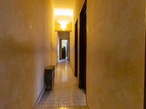 Casa en venta de 4 ambientes con cochera en  Sáenz Peña