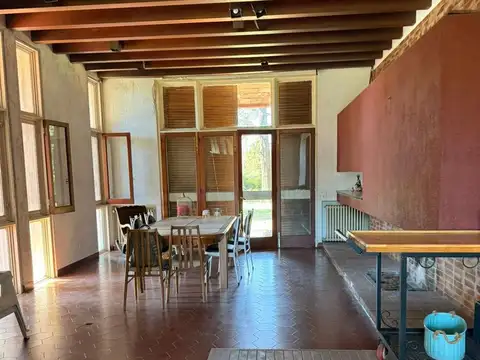 Ruta 8 y Luis Maria Drago