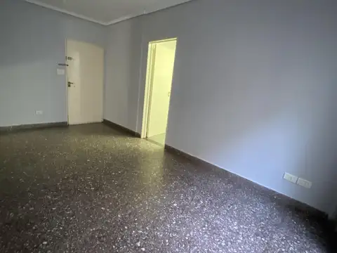 Departamento en Alquiler en Villa del Parque, $ 530.000