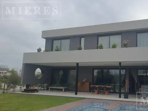 Casa en alquiler anual sin muebles en Virazon, Nordelta
