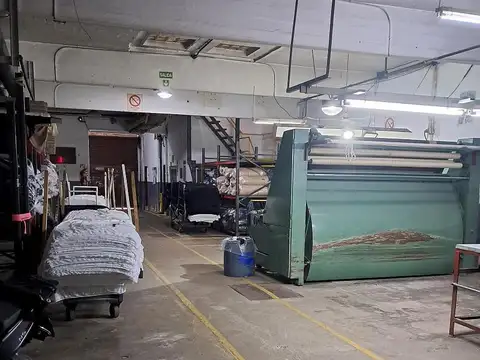 Galpon en Venta 38  mts Frente