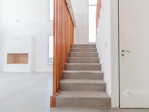 Casa 6 ambientes con 4 baños